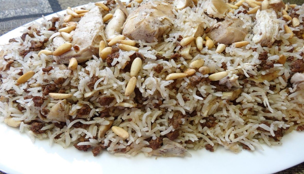 شوربة، فتوش وأرز باللحمة... 3 وجبات رئيسية على مائدة الإفطار